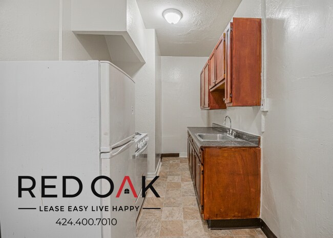 Foto del edificio - 246 S Kenmore Ave