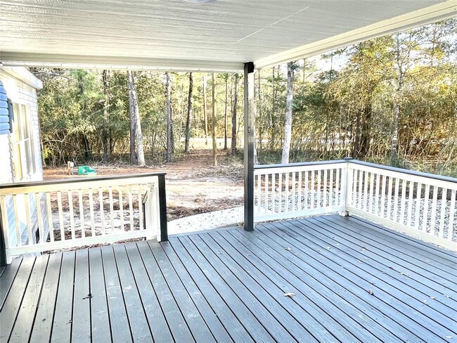 Building Photo - 128 Hall Dr S