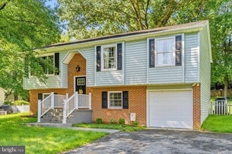 Building Photo - 6810 Estate Ln