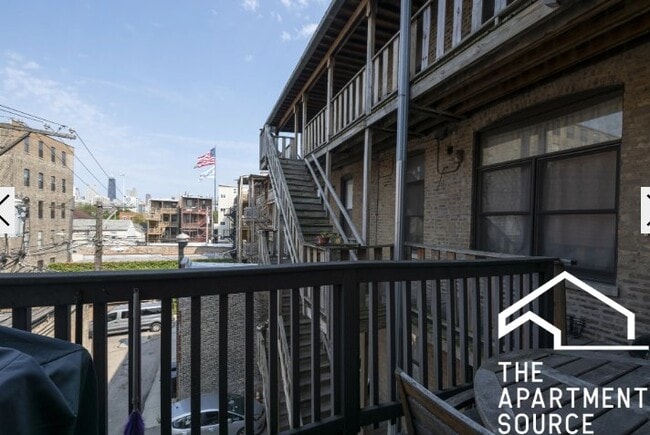 Building Photo - 509 N Racine Ave