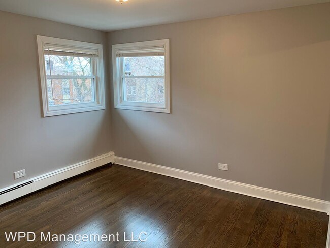 Building Photo - 14103 S Tracy Ave