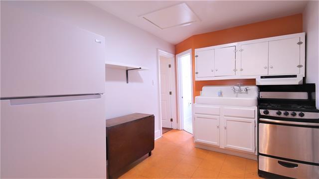 Building Photo - 1502 N Derbigny St