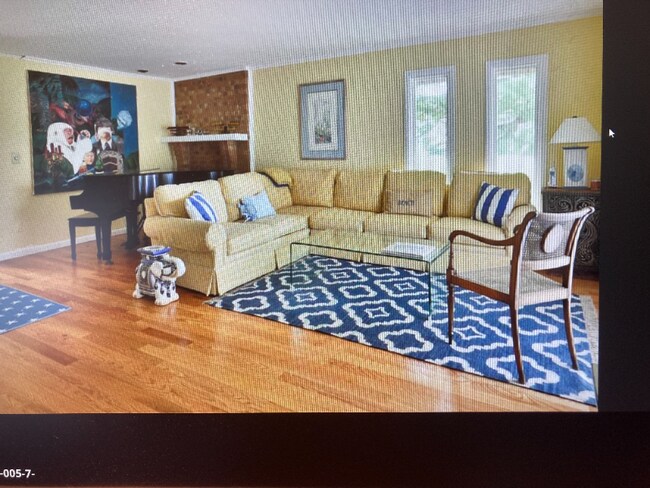 Foto del edificio - 50 Linden Ct