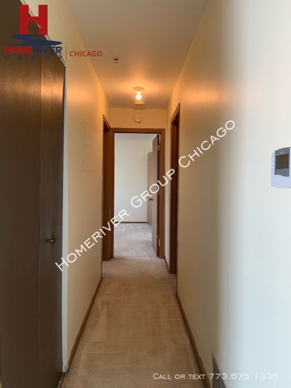 Building Photo - Condo Style Living In Lombard-Call Now!