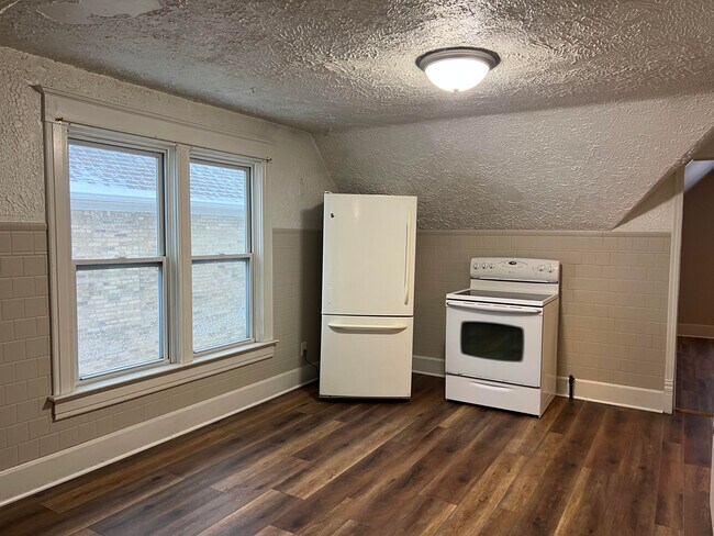 Foto del edificio - 610 N Wisconsin St