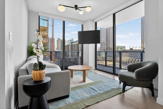 Building Photo - 11 NE 6th St