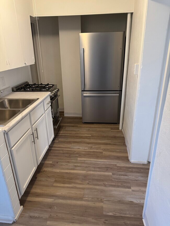 Foto del edificio - 3612 Ingersoll Ave