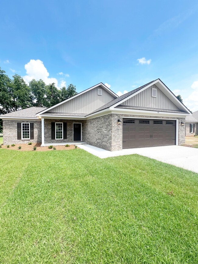 Building Photo - 109 Orchard Way