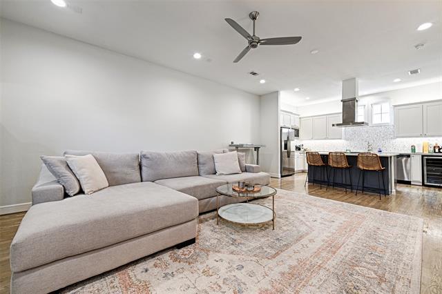 Foto del edificio - 5089 Gaston Ave