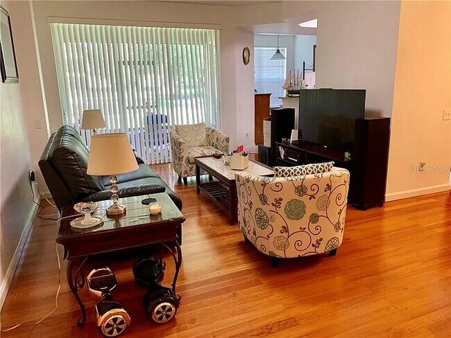 Foto del edificio - 2576 San Tecla St