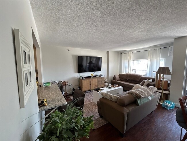 Photo - 872 Massachusetts Ave Apartment