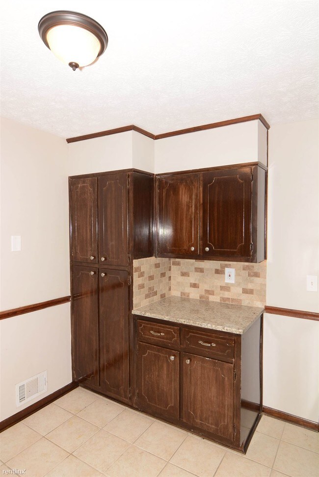 Building Photo - 1122 Peggy McMillan Dr
