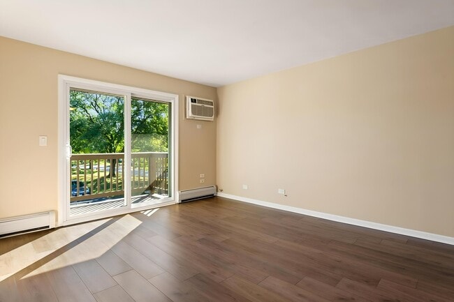 Building Photo - 514 Brookside Dr
