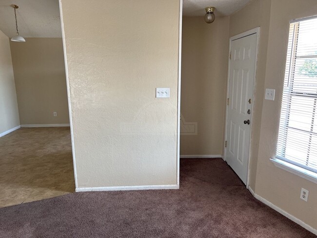 Building Photo - 3301 Plateau Circle, Killeen