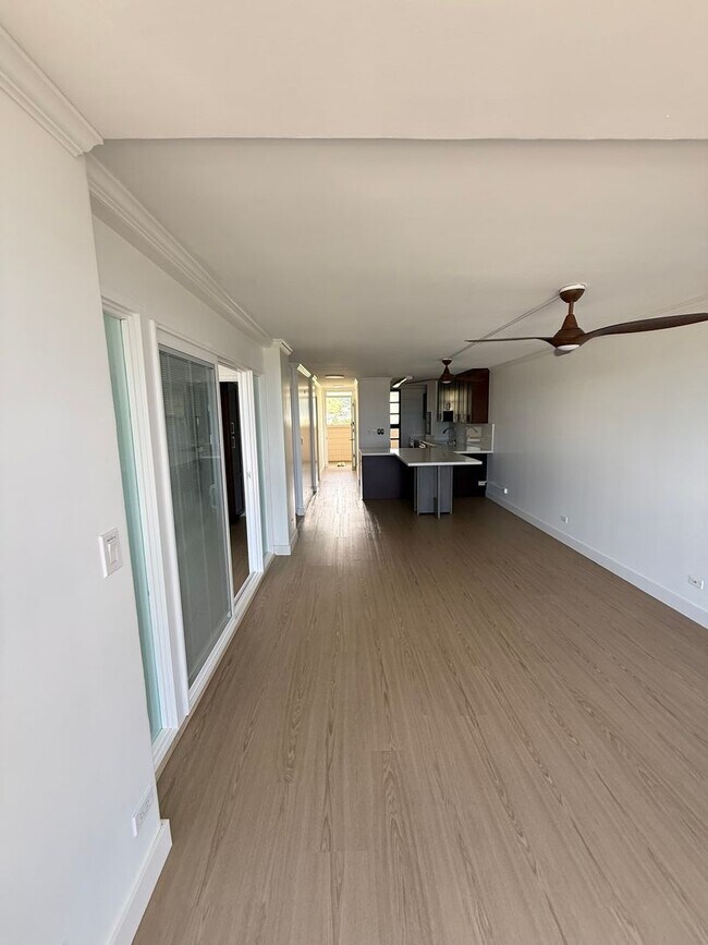 Foto del edificio - 4300 Waialae Ave