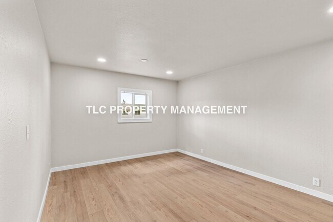 Foto del edificio - 227 S 6th St