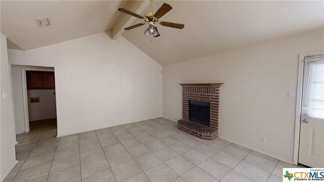 Foto del edificio - 2609 Schwertner Dr