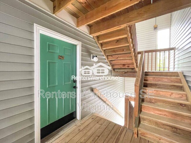 Foto del edificio - 1843 Chantilly Ct