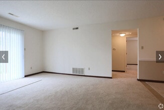 Building Photo - 3710 Santiago Dr