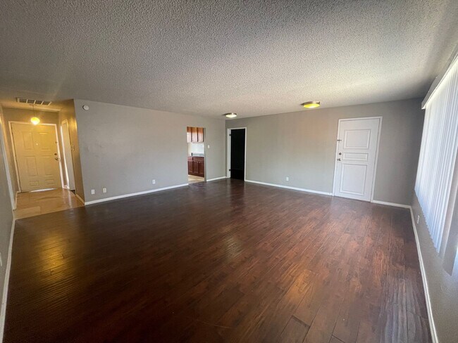 Foto del edificio - Don't Let This One Slip Away! 3 Bedroom 2 Bathroom Home!