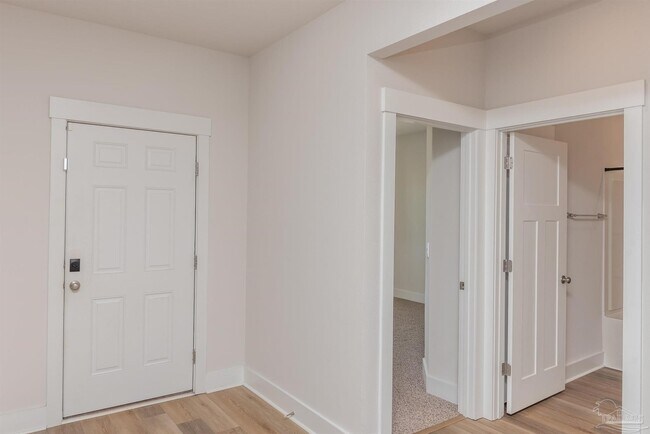 Foto del edificio - 10629 Davenport Lp