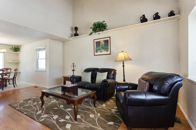 Photo - 4 BED 3 BATH HOME IN FOX HILL!