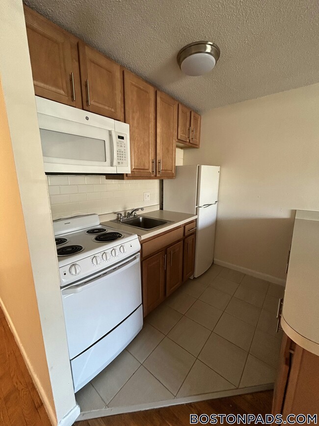 Foto del edificio - 66 Homer Ave