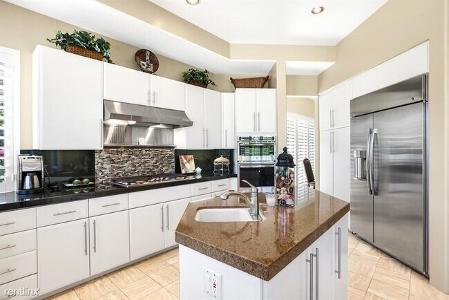 3 br, 4 bath House - 44490 Lakeside Dr photo'