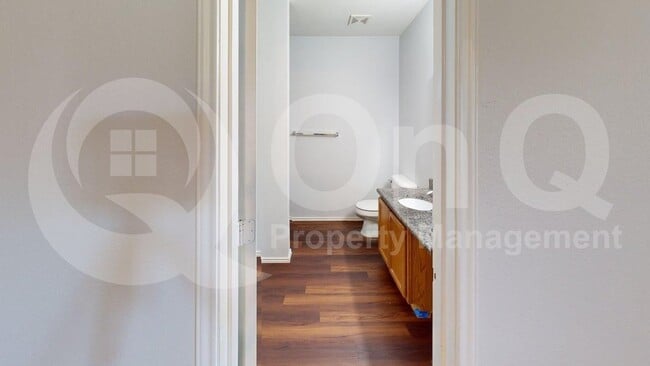 Building Photo - 8956 Preakness Cir