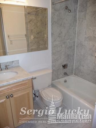 Foto del edificio - 203 E 74th St