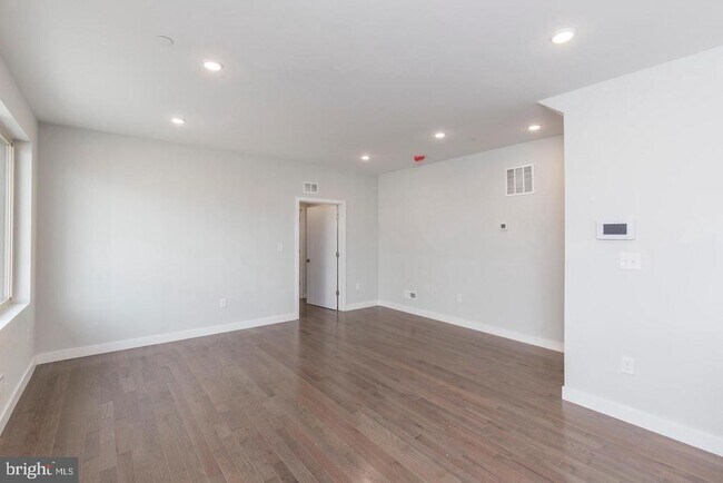 Foto del edificio - 1701 S 22nd St