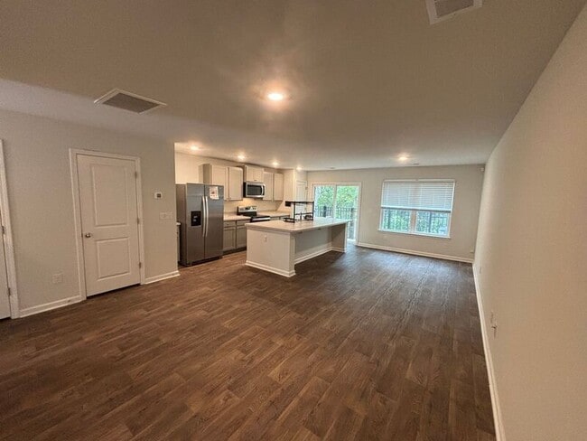 Building Photo - 4702 Palm View Cir