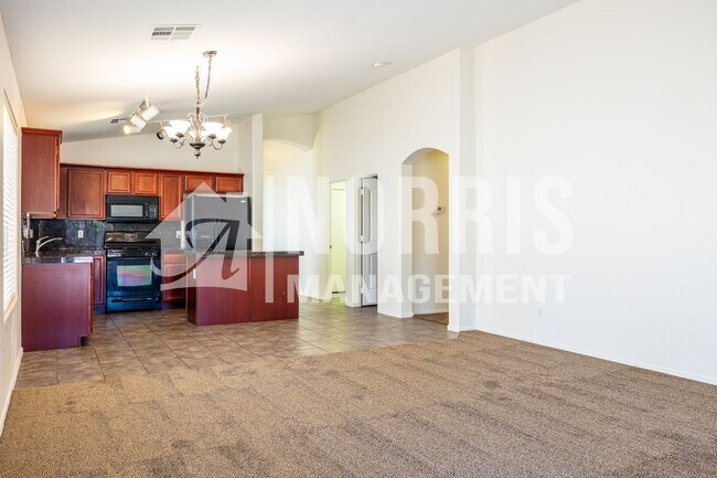 Building Photo - Beautiful Home with a Freshly Updated Pool...