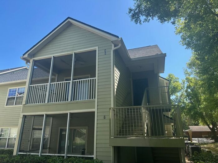 Foto principal - Beautiful 3 bed 3 bath town home