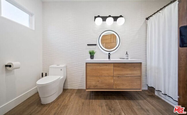 Foto del edificio - 22616 Oxnard St