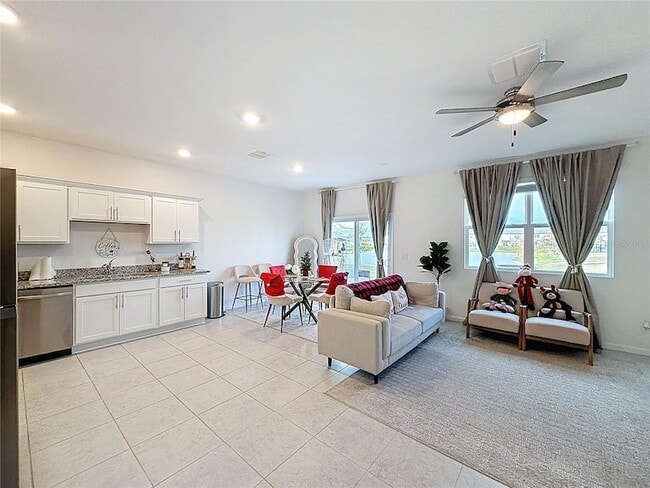 Foto del edificio - 5933 Piney Shrub Pl