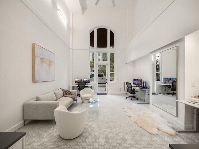 Foto del edificio - 701 S Olive Ave