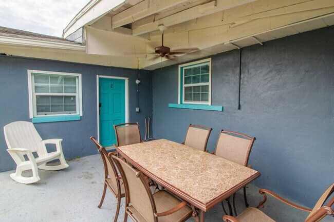 Foto del edificio - 1731 Grayson Dr