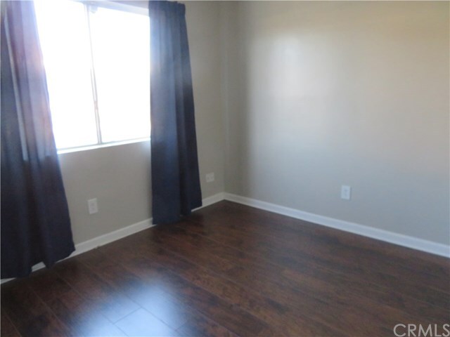 Foto del edificio - 1192 Mitchell Ave