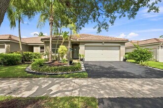 Building Photo - 1590 Orion Ln