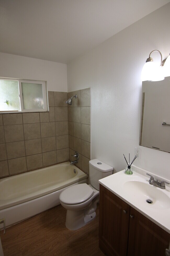 Building Photo - 10418 Mills Tower Dr