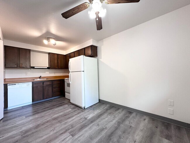 Foto del edificio - 39910 McCormick Dr