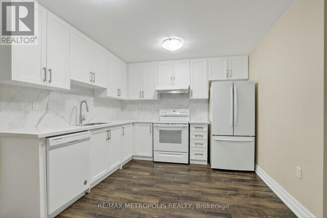 Building Photo - 260 Beechgrove Dr