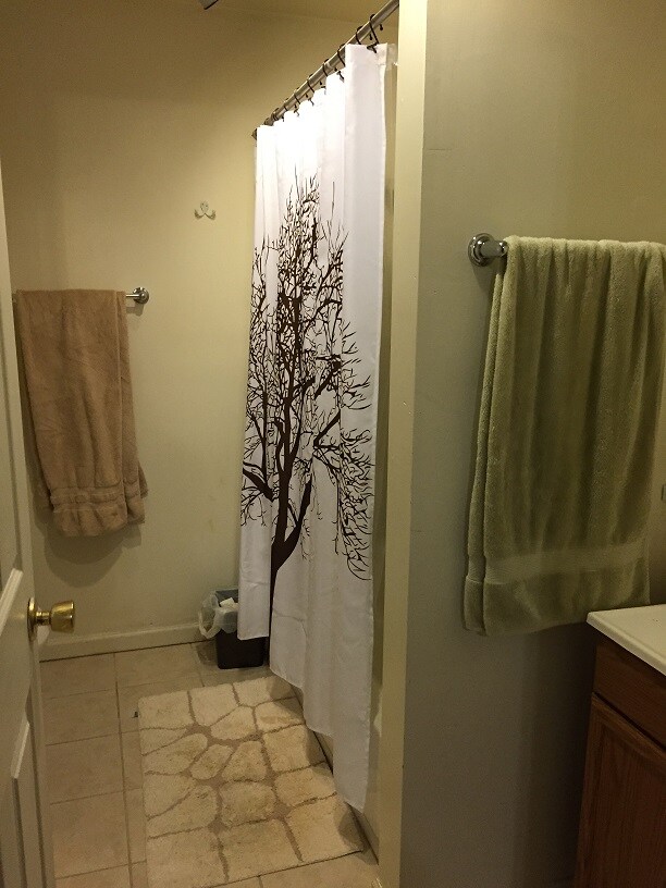 Building Photo - 2021 W McLean Ave