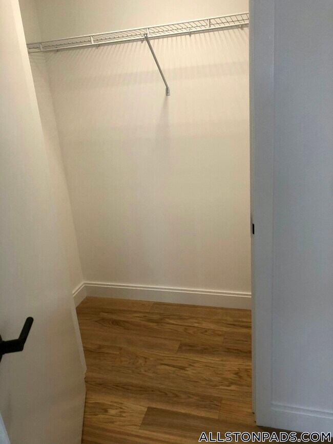 Foto del edificio - 83 Gardner St