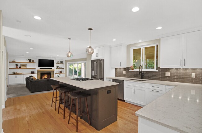 Building Photo - 56 Spyglass Dr