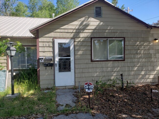 Building Photo - 146 W 200 S