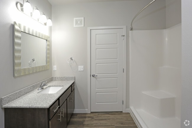 Dakota Estates II- 2 bed, 2 bath Alder - Dakota Estates