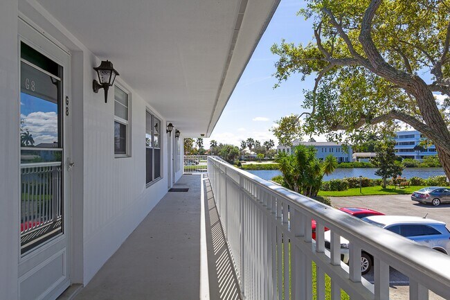 Building Photo - 2800 Indian River Blvd