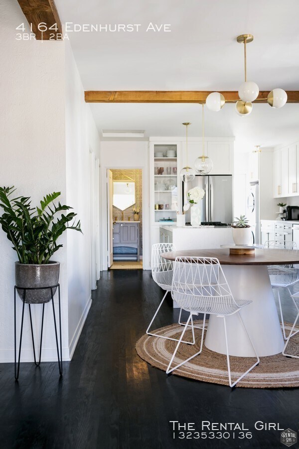 Foto del edificio - 4164 Edenhurst Ave